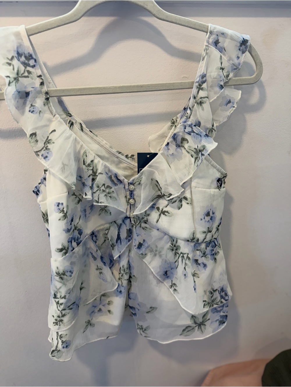 Abercrombie & Fitch White Floral Ruffled V-Neck Camisole with Blue Blossoms